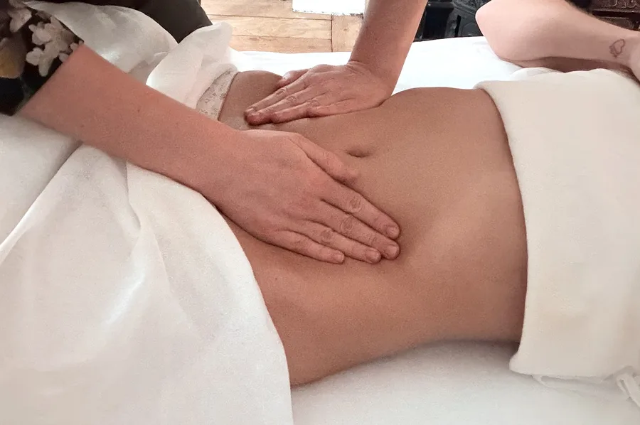 Massage Ventre Apaisé - cabinet Ninon Paris Le Marais